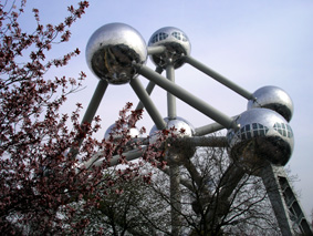 El Atomium fue construido en 1958 con motivo de la Expo que se celebró en Bruselas