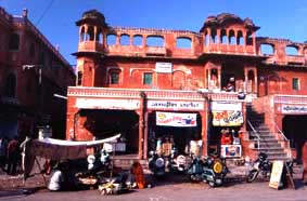 La primera visión de Jaipur resulta deslumbrante